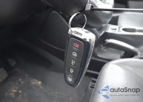 2014 Ford Escape Titanium z USA, uszkodzony, nr VIN 1FMCU9J93EUD97735